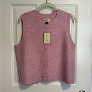 NWT Universal Thread Lilac/Pink Heather Cropped Sweater Vest Women's Size XL